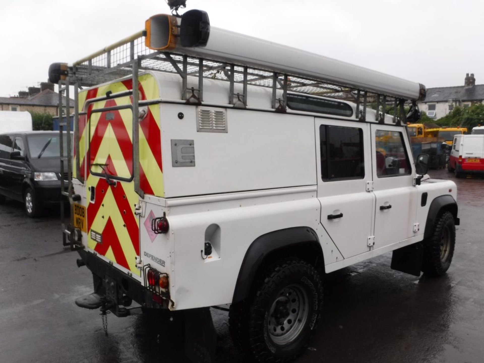 08 reg LAND ROVER 110 DEFENDER DOUBLE CAB VAN, 1ST REG 07/08, TEST 05/16, 118475M, V5 HERE, 1 FORMER - Image 4 of 5