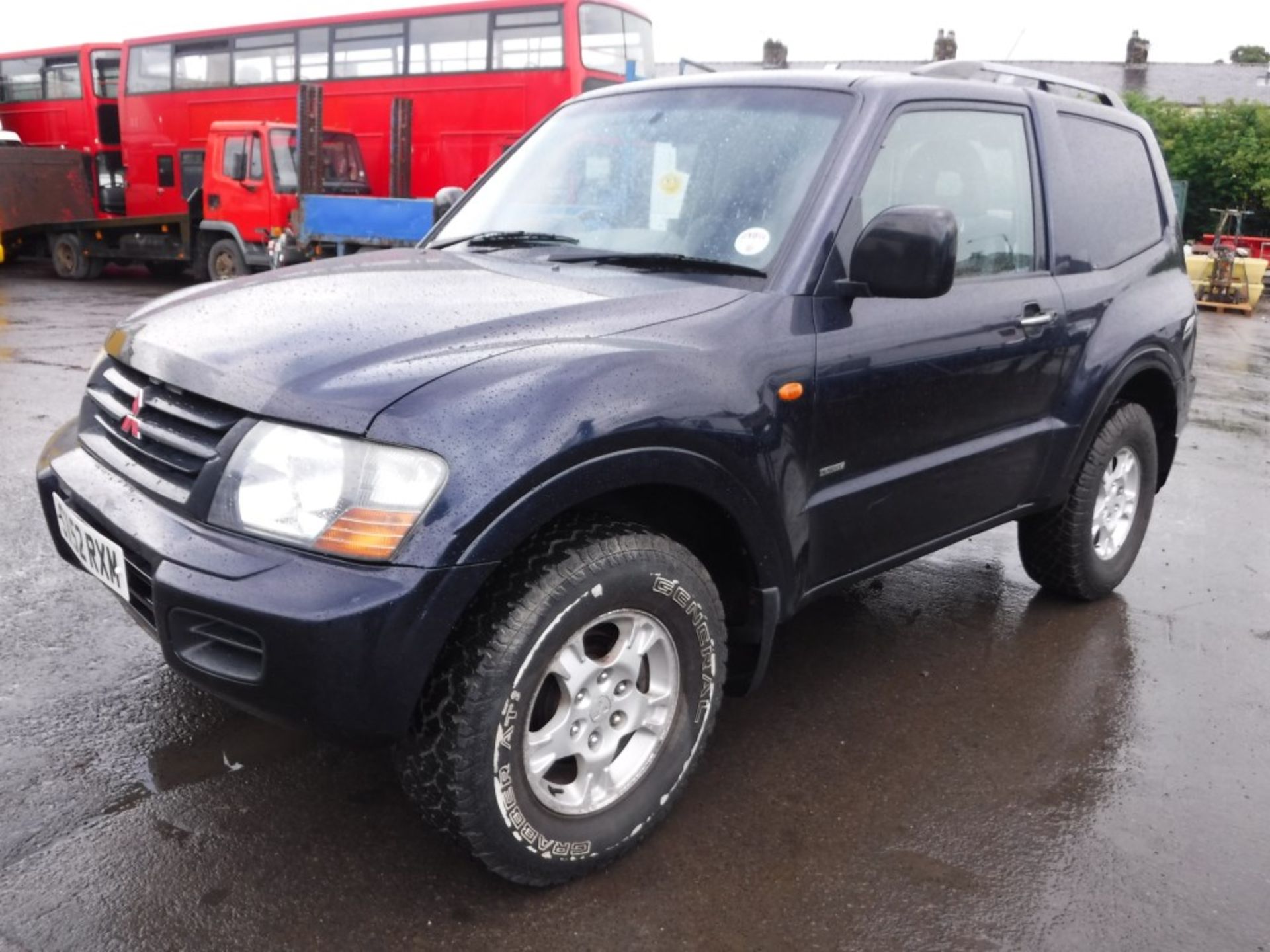 52 reg MITSUBISHI SHOGUN DI-D CLASSIC SWB, 1ST REG 12/02, TEST 09/15, 117165M WARRANTED, V5 HERE, - Image 2 of 5