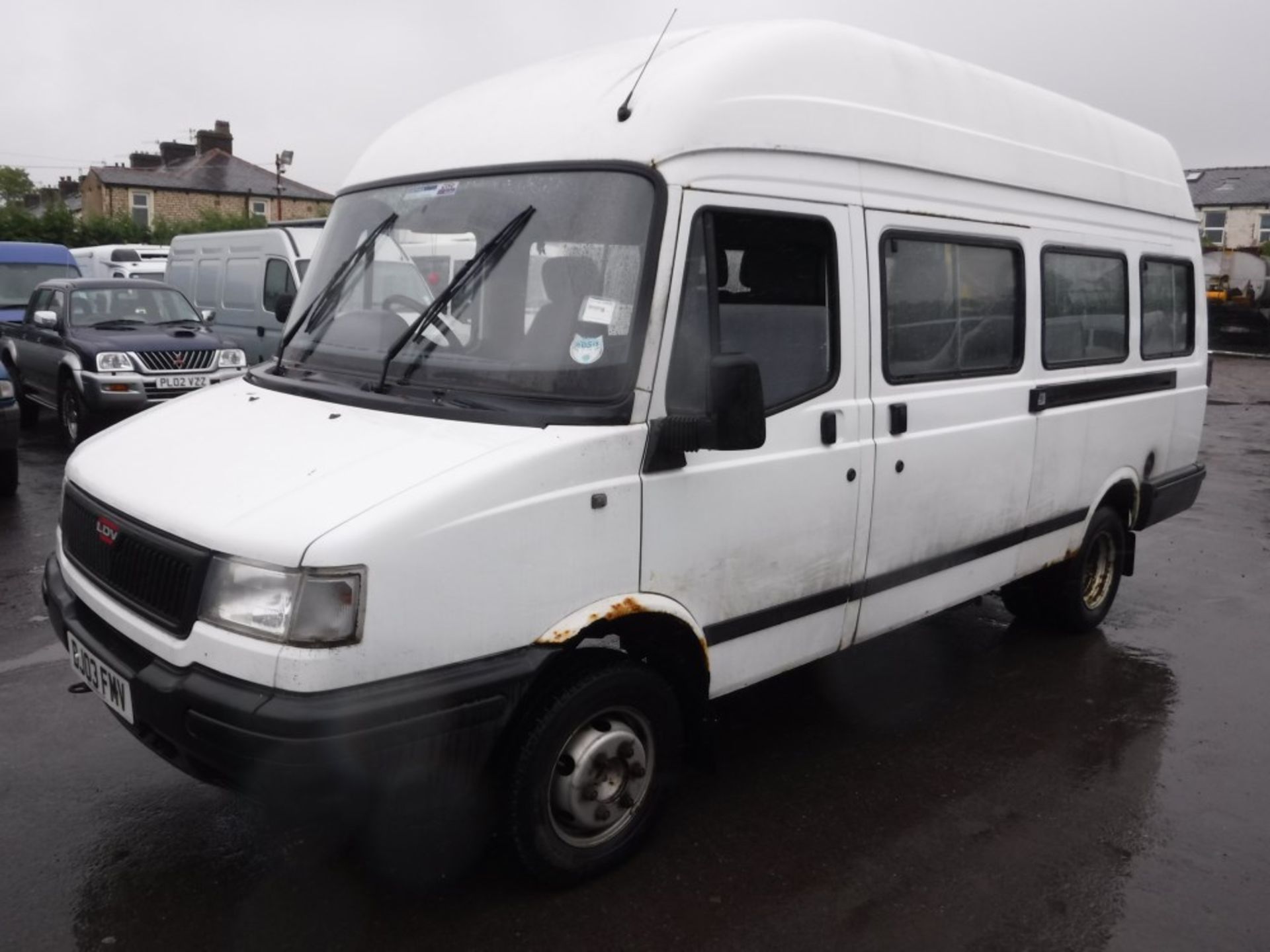 03 reg LDV CONVOY TD LWB MINIBUS, 1ST REG 05/03, 70301M, NO V5 MAY FOLLOW [NO VAT] - Image 2 of 5