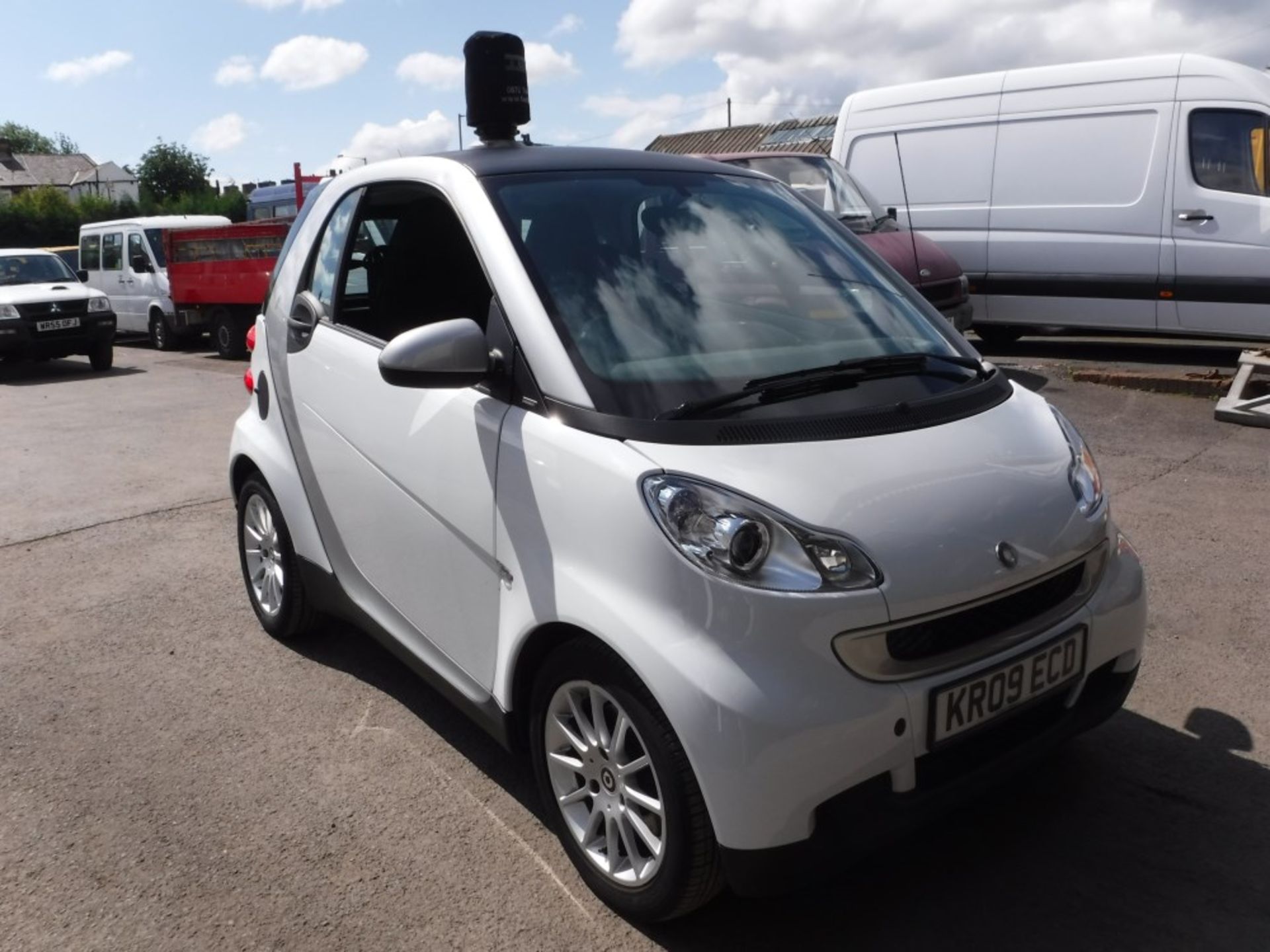 09 ref SMART FORTWO PASSION CDI AUTO COUPE, 1ST REG 06/09, TEST 06/16, 42483M WARRANTED, V5 HERE,