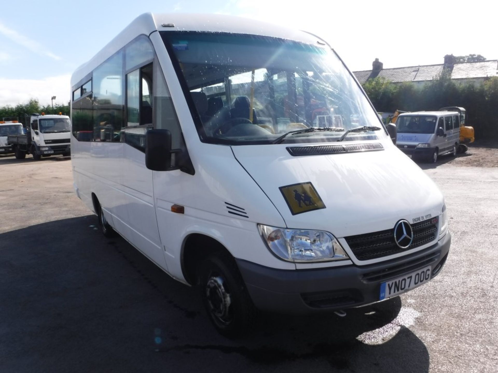 07 reg MERCEDES SPRINTER 413 CDI WELFARE BUS C/W PLAXTON BODY & UNDERFLOOR WHEEL CHAIR LIFT, 1ST REG