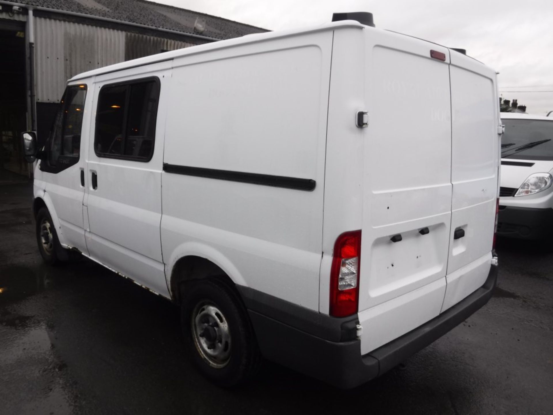 2007 UNREGISTERED FORD TRANSIT 300 SWB DIESEL DOG CARRYING VAN, 91185M, EX MOD, NO V5 [+ VAT] - Image 3 of 9