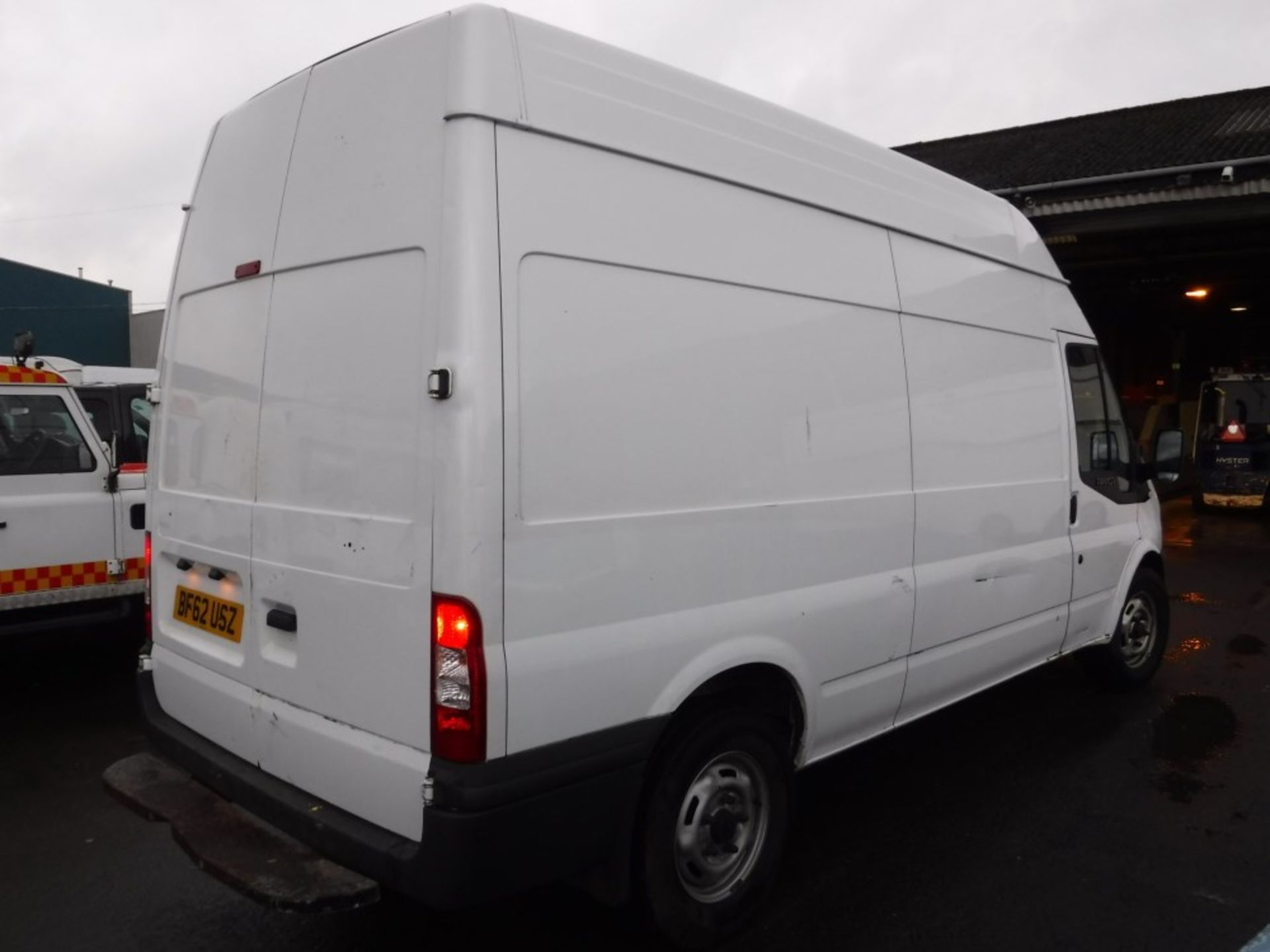 62 reg FORD TRANSIT  T350 RWD, 1ST REG 11/12, 131270M WARRANTED, V5 HERE, 1 OWNER FROM NEW [+ VAT] - Image 4 of 5