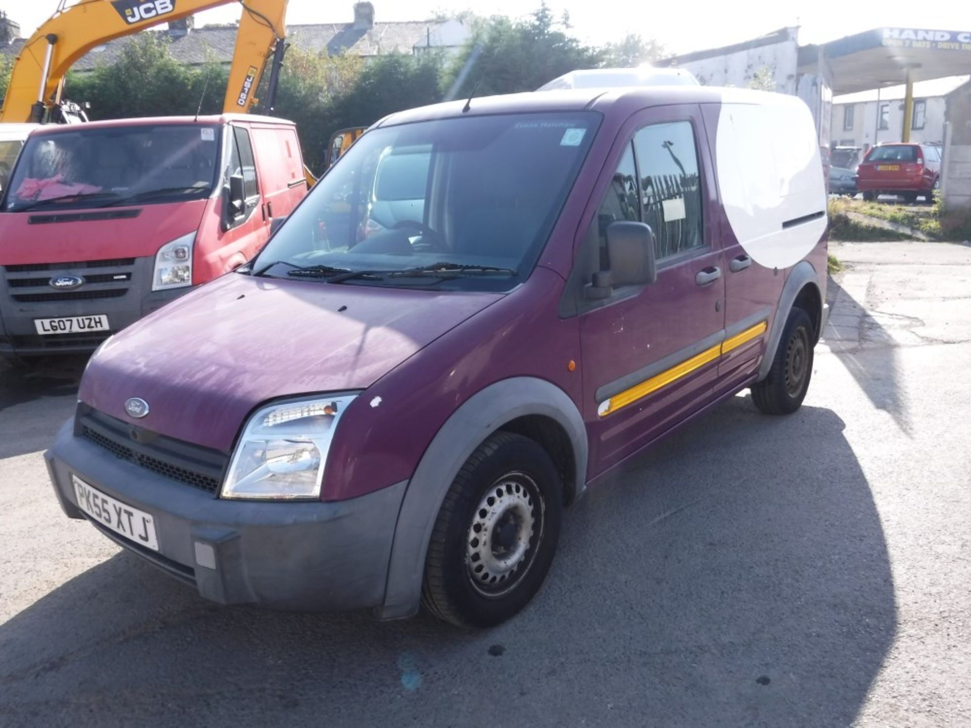 55 reg TRANSIT CONNECT L200 TD SWB PANEL VAN, 1ST REG 11/05, TEST 09/16, 136614M NOT WARRANTED, V5 - Image 2 of 5