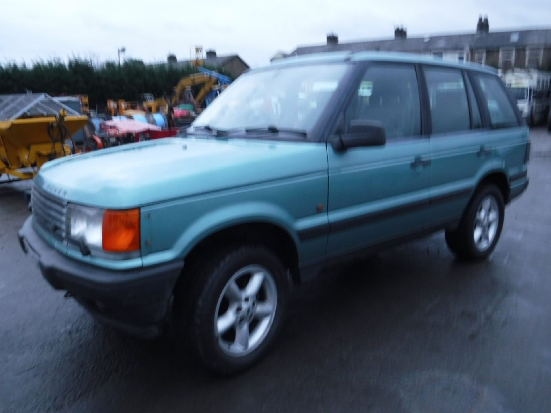 R reg RANGEROVER 2.5 DSE AUTO ESTATE, 1ST REG 08/97, TEST 10/16, 143343M WARRANTED, V5 HERE, 7 - Image 2 of 5