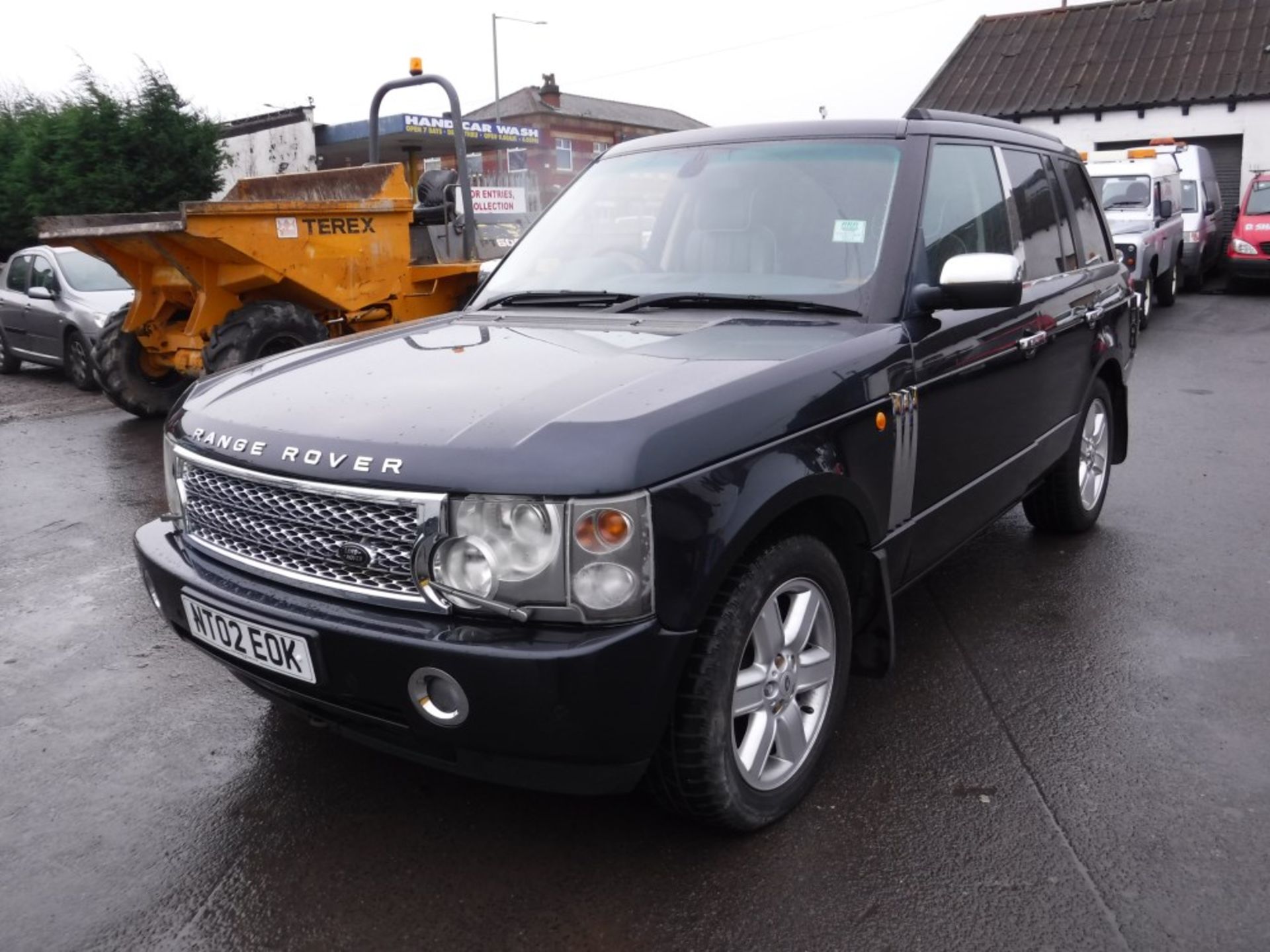 02 reg RANGE ROVER VOGUE V8 AUTO ESTATE, 1ST REG 07/02, TEST 11/16, 157800M WARRANTED, V5 HERE, 4 - Image 2 of 4