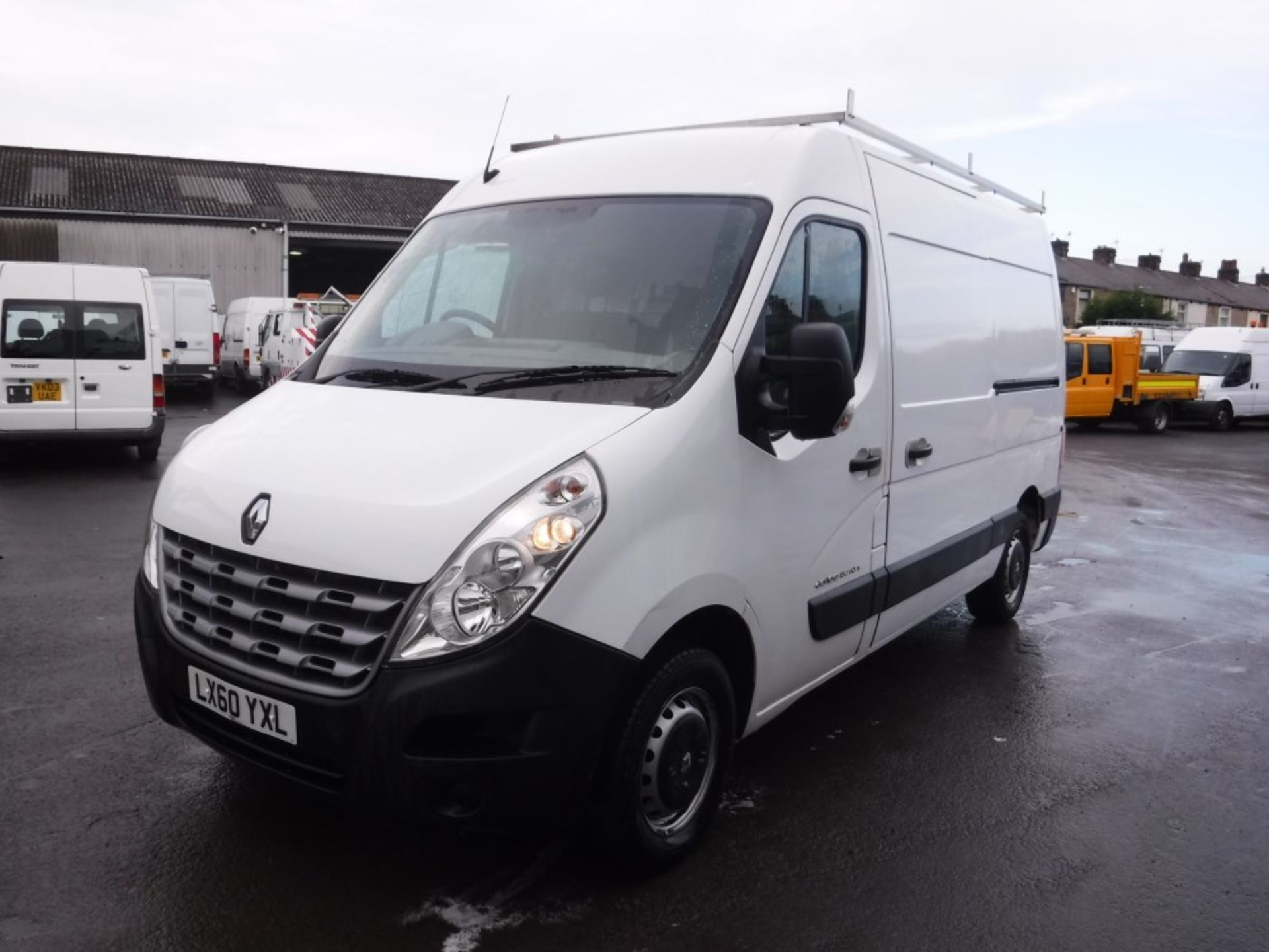 60 reg RENAULT MASTER MM35 DCI 100, 1ST REG 09/10, 214280M WARRANTED, V5 HERE, 1 OWNER FROM NEW [+ - Image 2 of 5