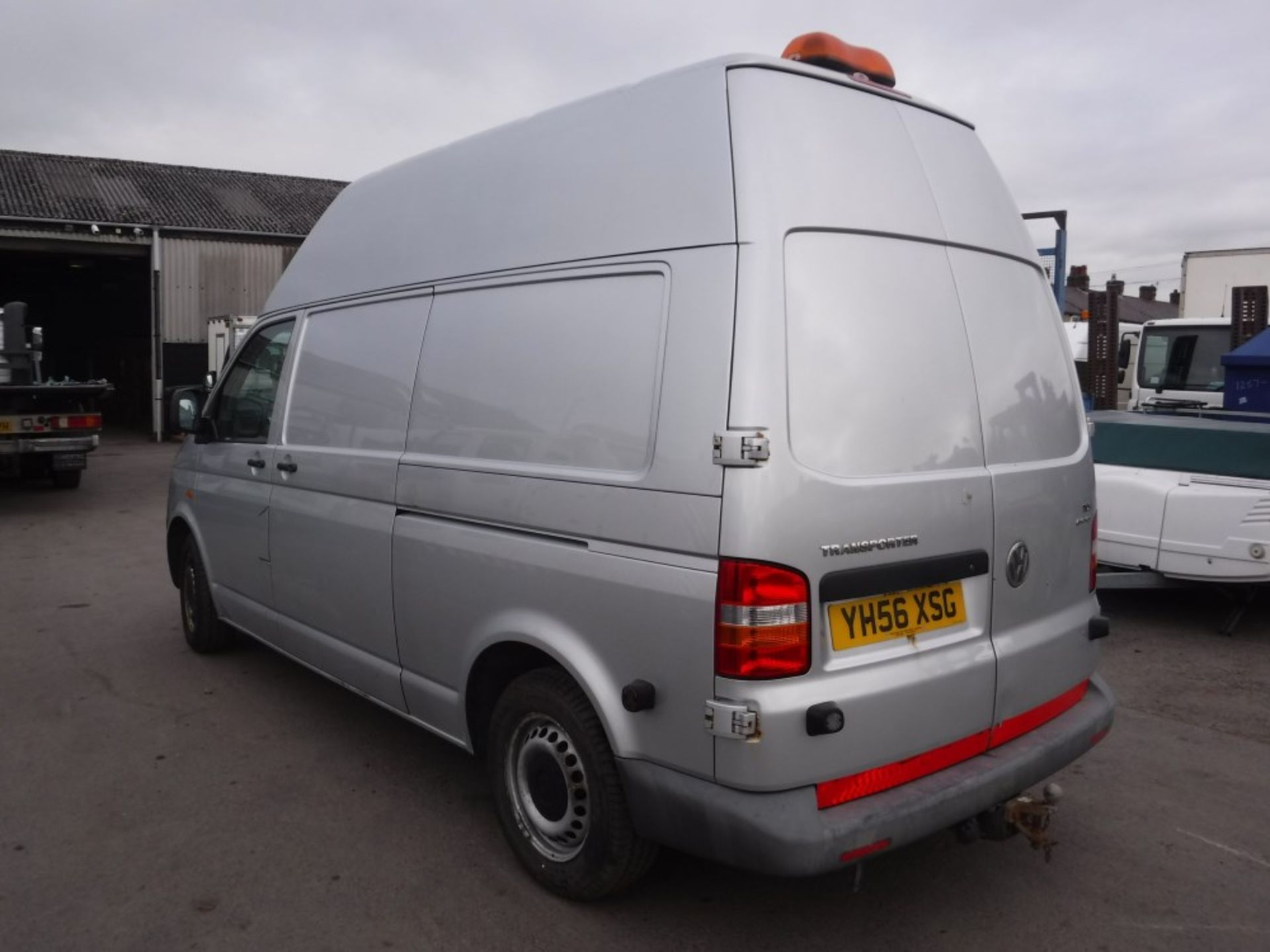 56 reg VW T30 TDI TRANSPORTER, 1ST REG 11/06, TEST 08/16, 178145M WARRANTED, V5 HRE, 1 OWNER FROM - Image 2 of 4