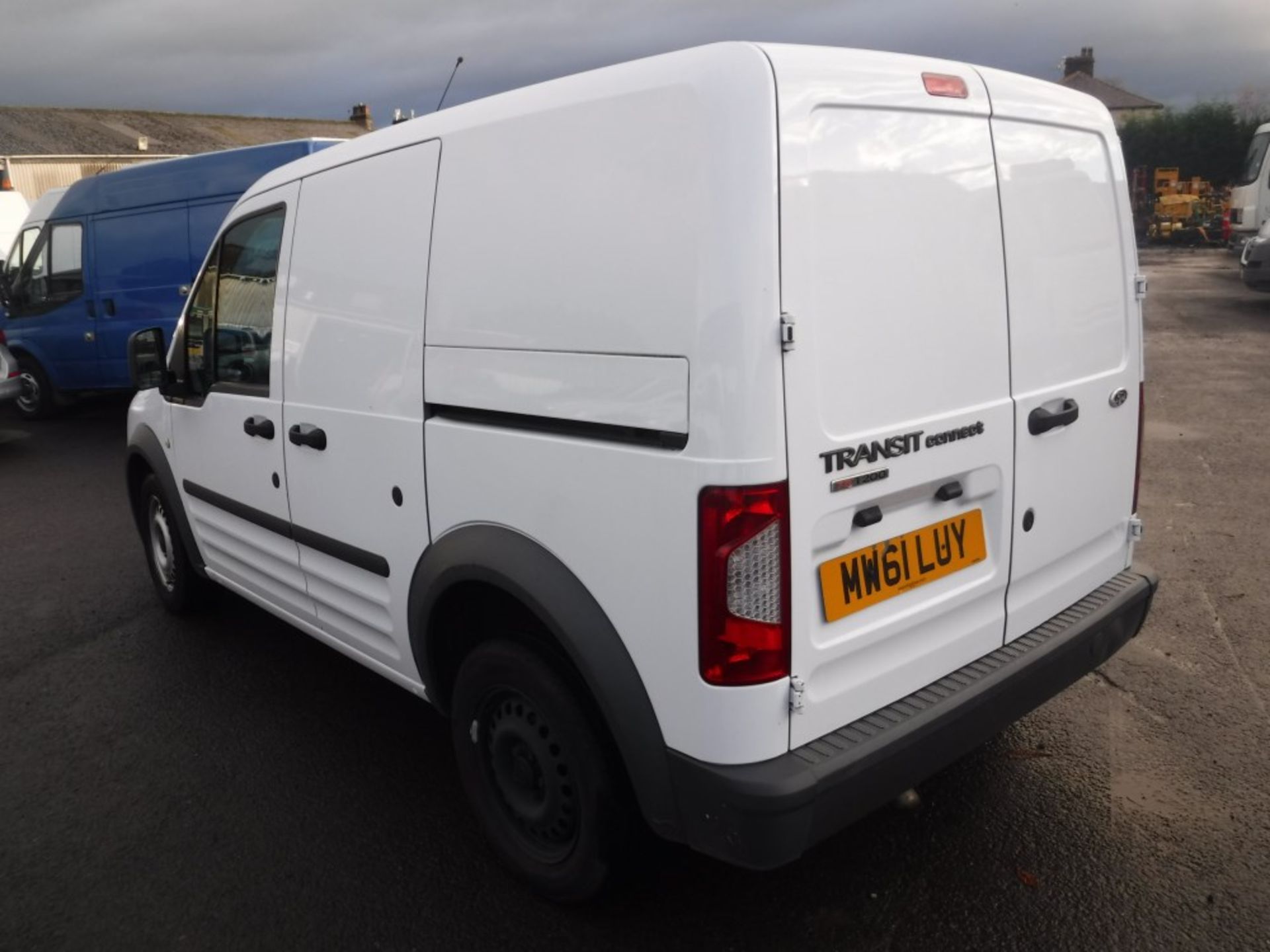 61 reg FORD TRANSIT CONNECT 75 T200, 1ST REG 01/12, TEST 10/16, 68347M WARRANTED, V5 HERE, 1 OWNER - Image 3 of 5