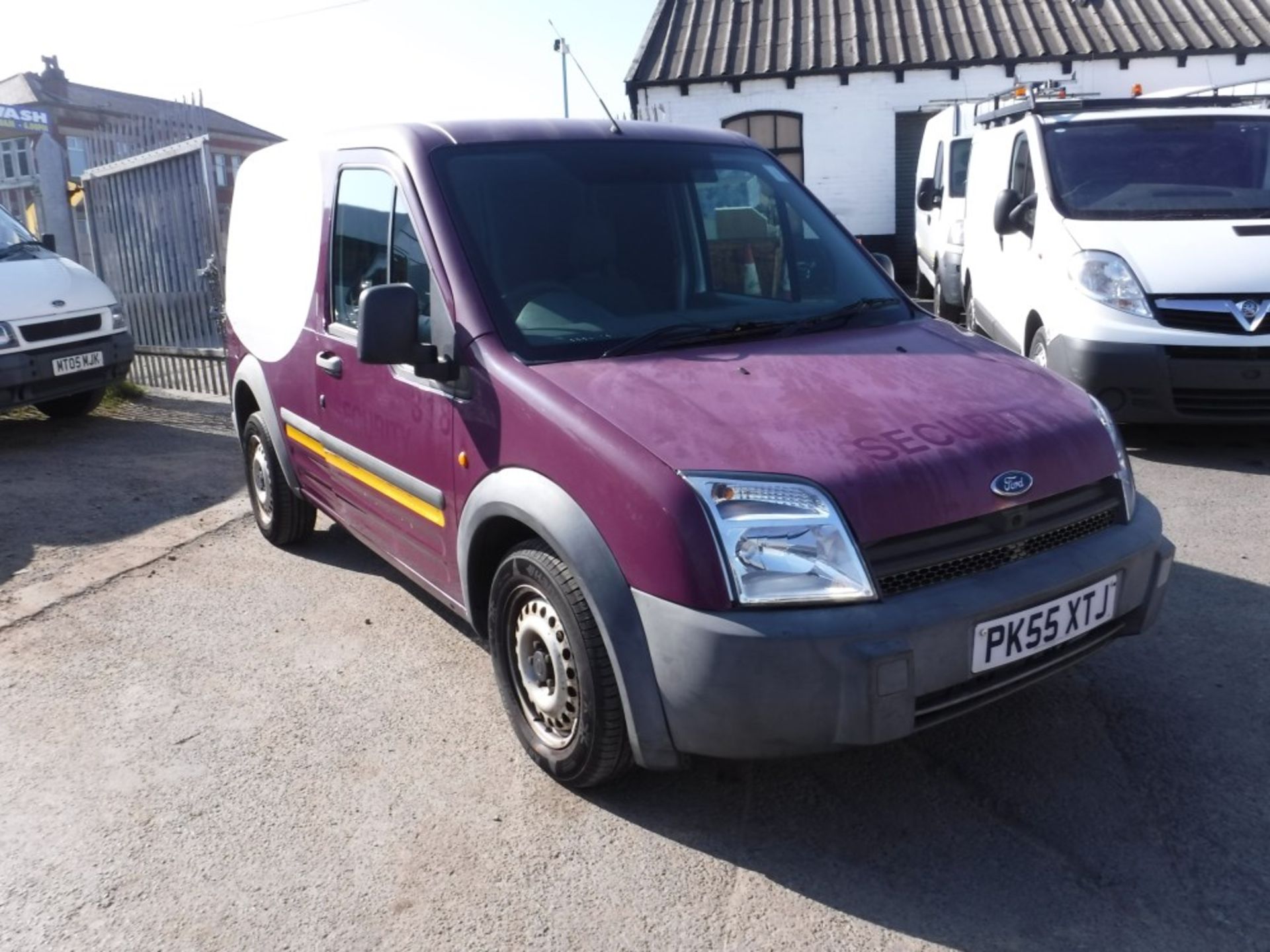 55 reg TRANSIT CONNECT L200 TD SWB PANEL VAN, 1ST REG 11/05, TEST 09/16, 136614M NOT WARRANTED, V5