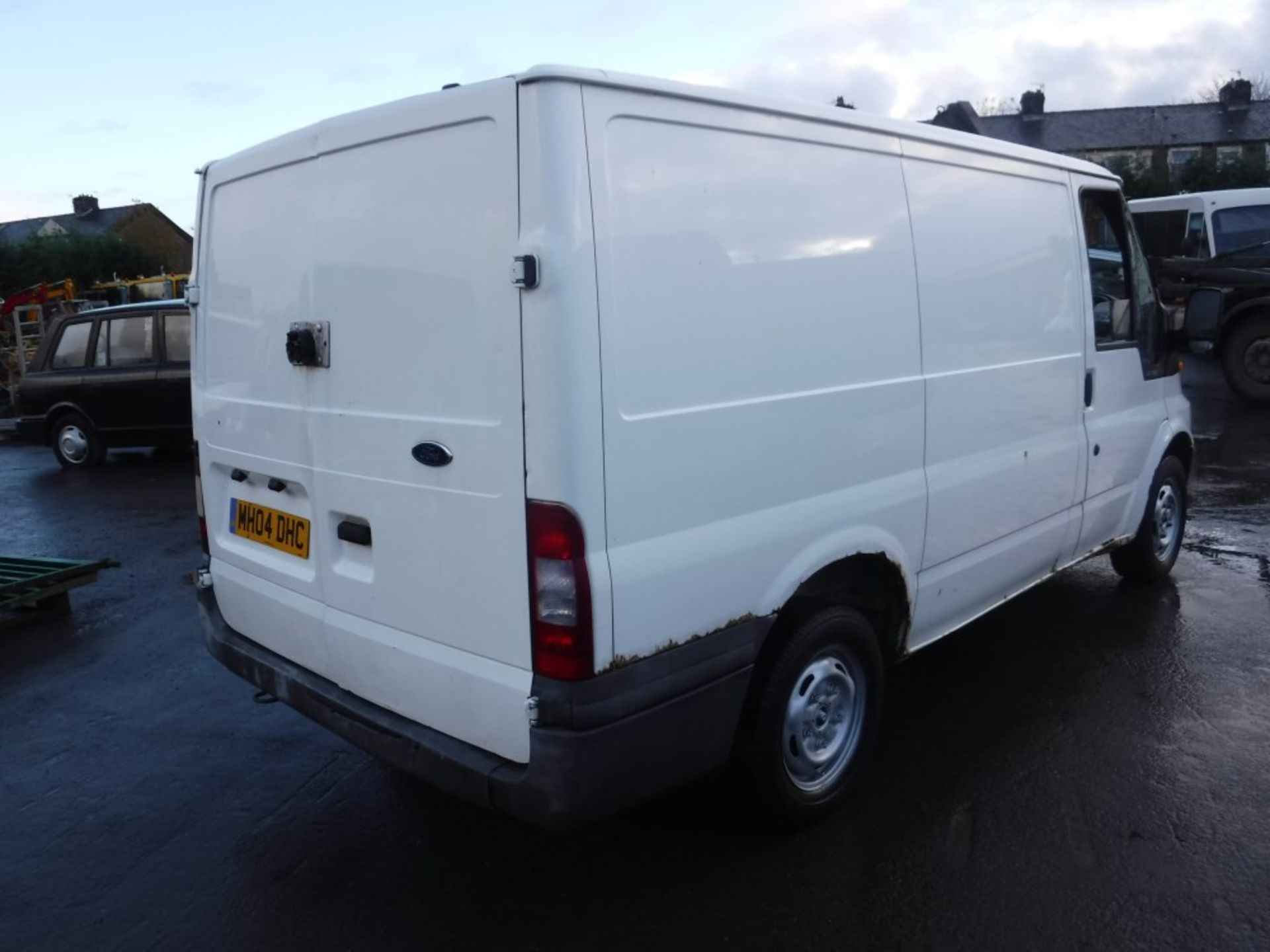 04 reg FORD TRANSIT 260 SWB, 1ST REG 08/04, 101391M NOT WARRANTED, V5 HERE, 4 FORMER KEEPERS [NO - Image 4 of 5