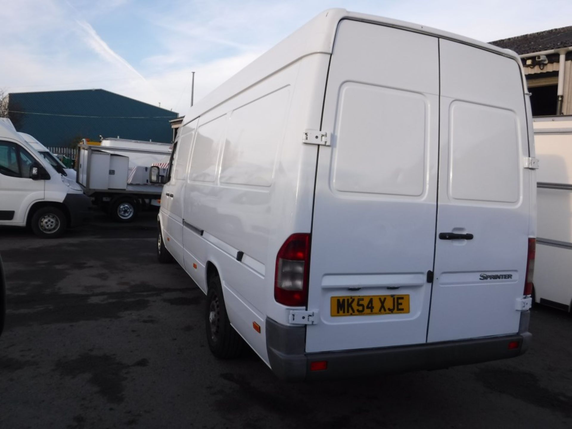 54 reg MERCEDES SPRINTER 311 CDI MWB PANEL VAN, 1ST REG 10/04, TEST 07/16, V5 HERE, 1 FORMER - Image 3 of 5