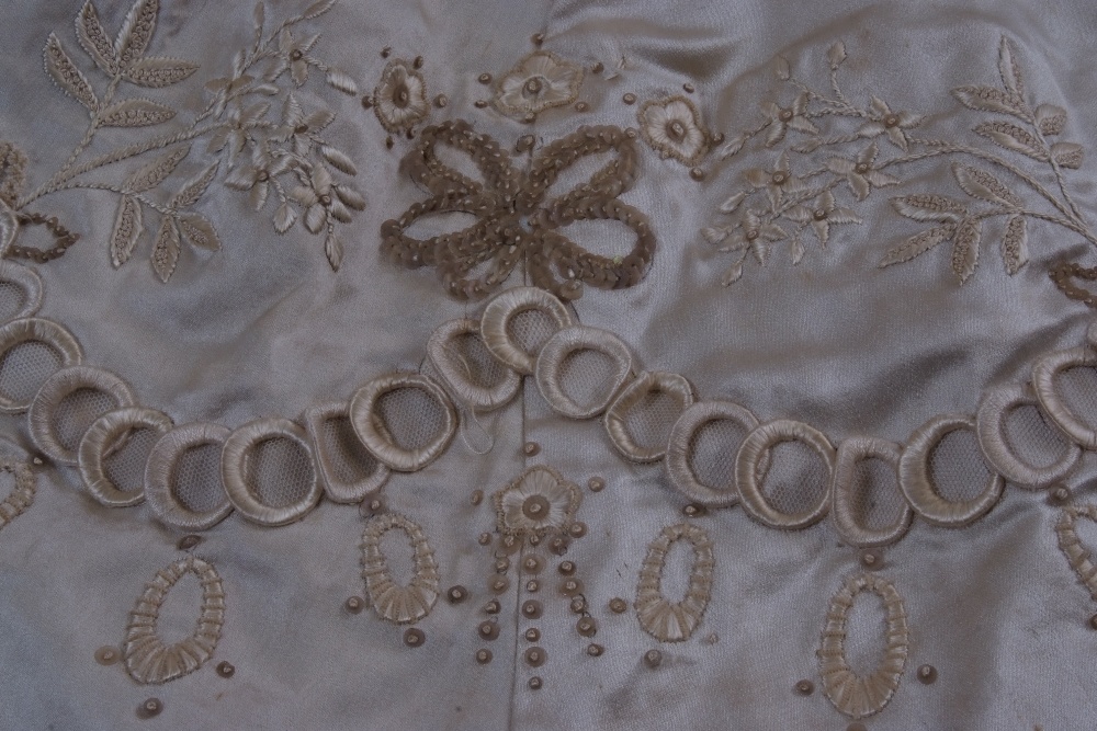 1903 Wedding Gown embroidered by the Roy - Image 5 of 10