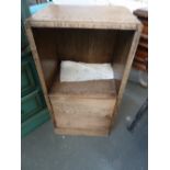 An oak side cupboard, shelf over cupboar