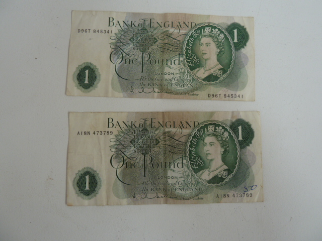 Two circa 1960 One Pound nots,