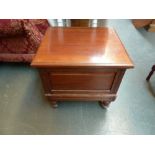 A Victorian mahogany commode, with ceramic bowl, raised on turned legs,