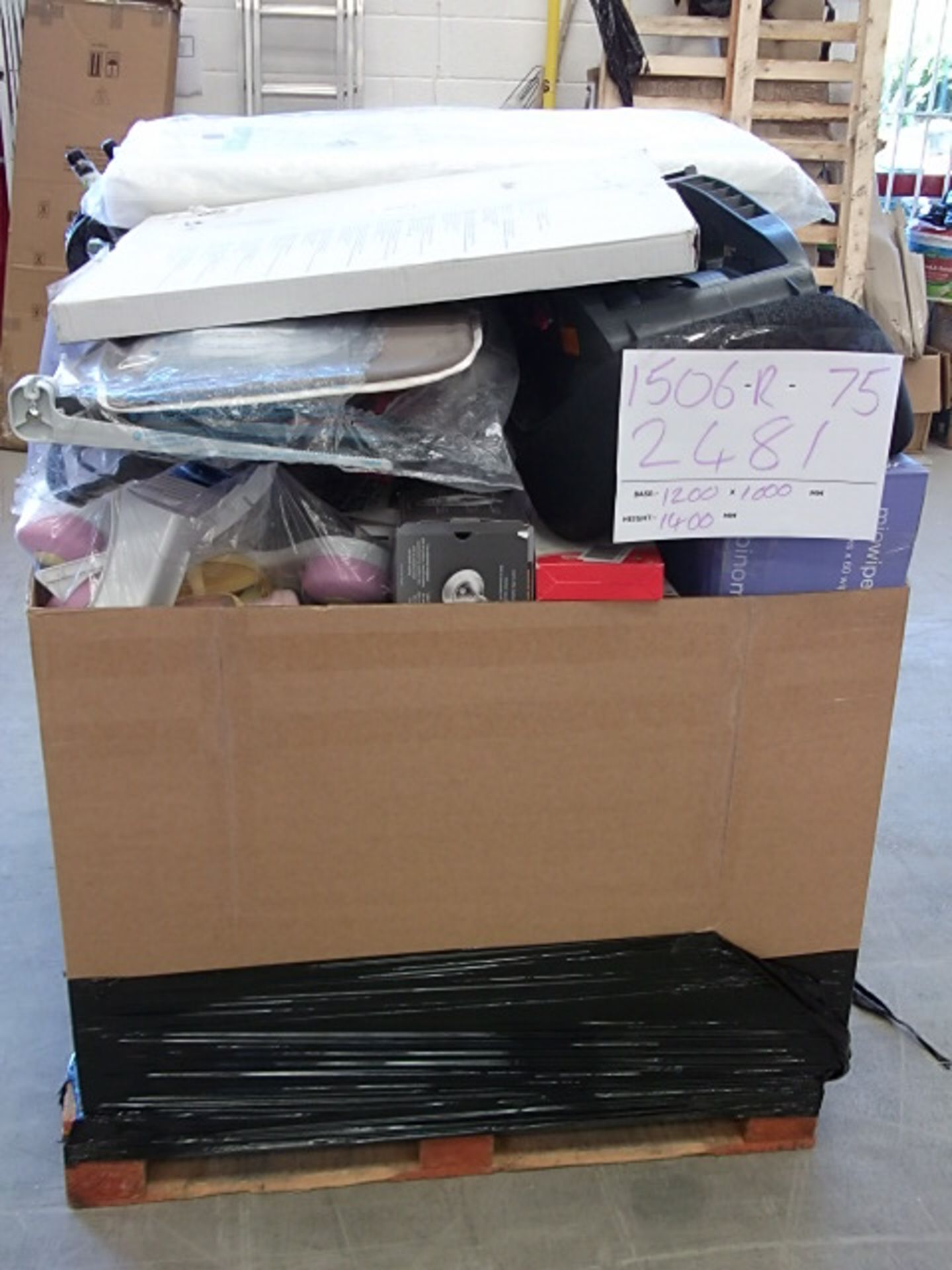 Pallet of Major Online Retailer Surplus Stock/Returns Containing Baby Products.  Please Click The