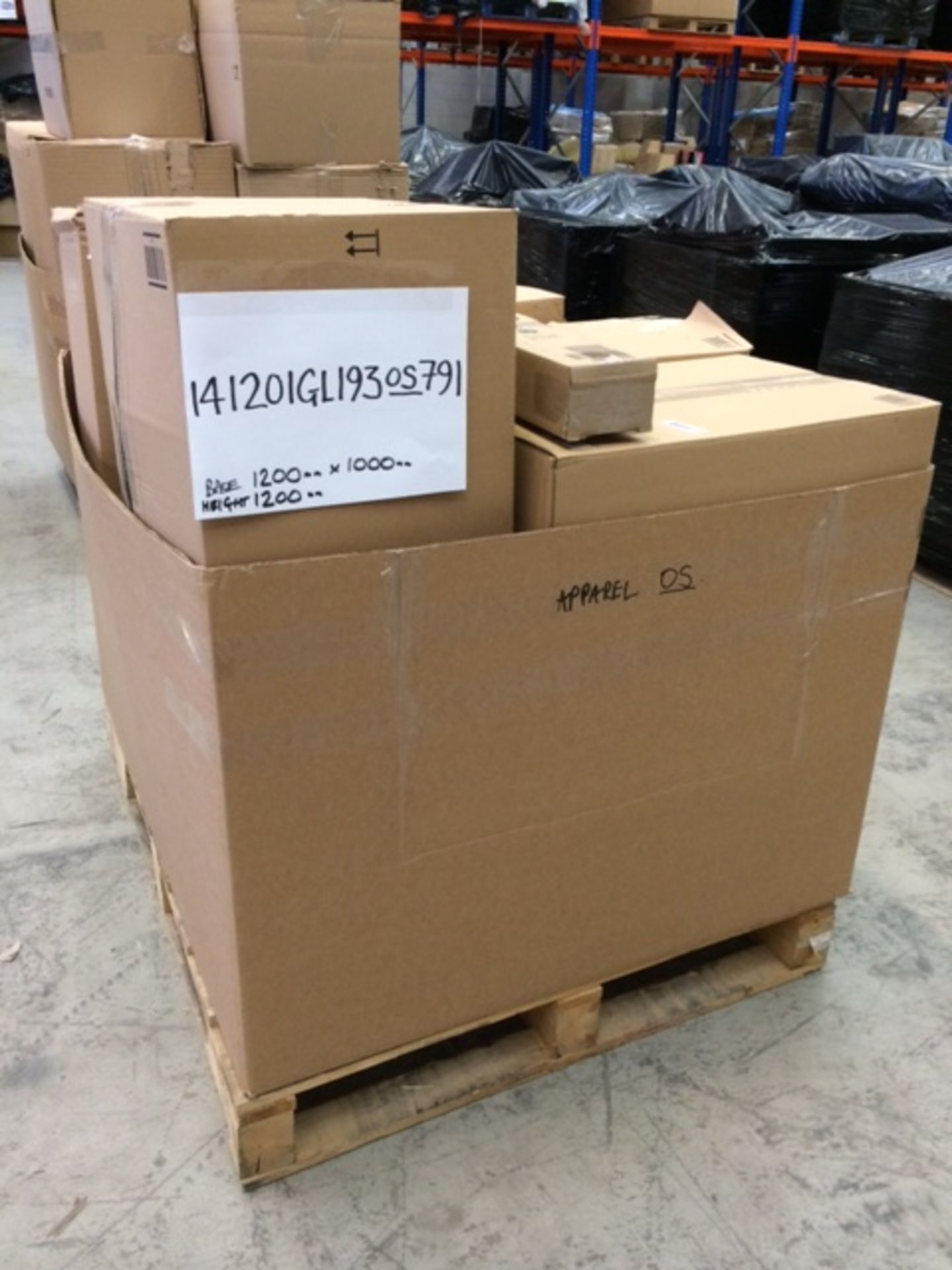 Pallet of Major Online Retailer Surplus Stock/Returns Containing Apparel.  Please Click The Link