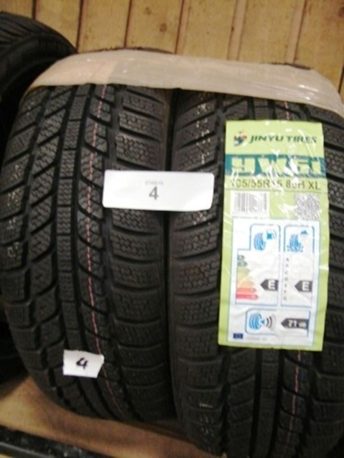 A pair of Jinyo JW51 tyres, size 185/55R15 86H XL - New