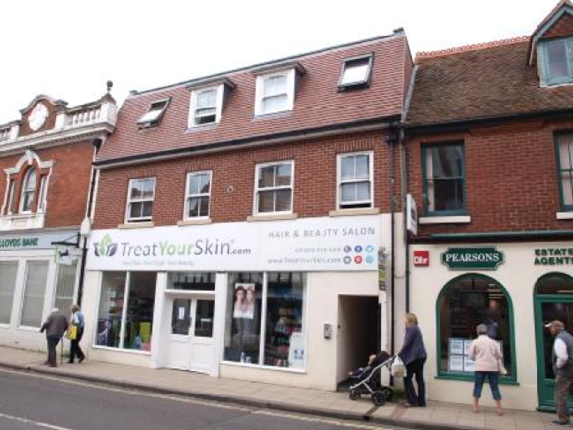 5 North Street, Havant, Hampshire, PO9 1PW Havant & Waterlooville Areas FREEHOLD COMMERCIAL & GROUND