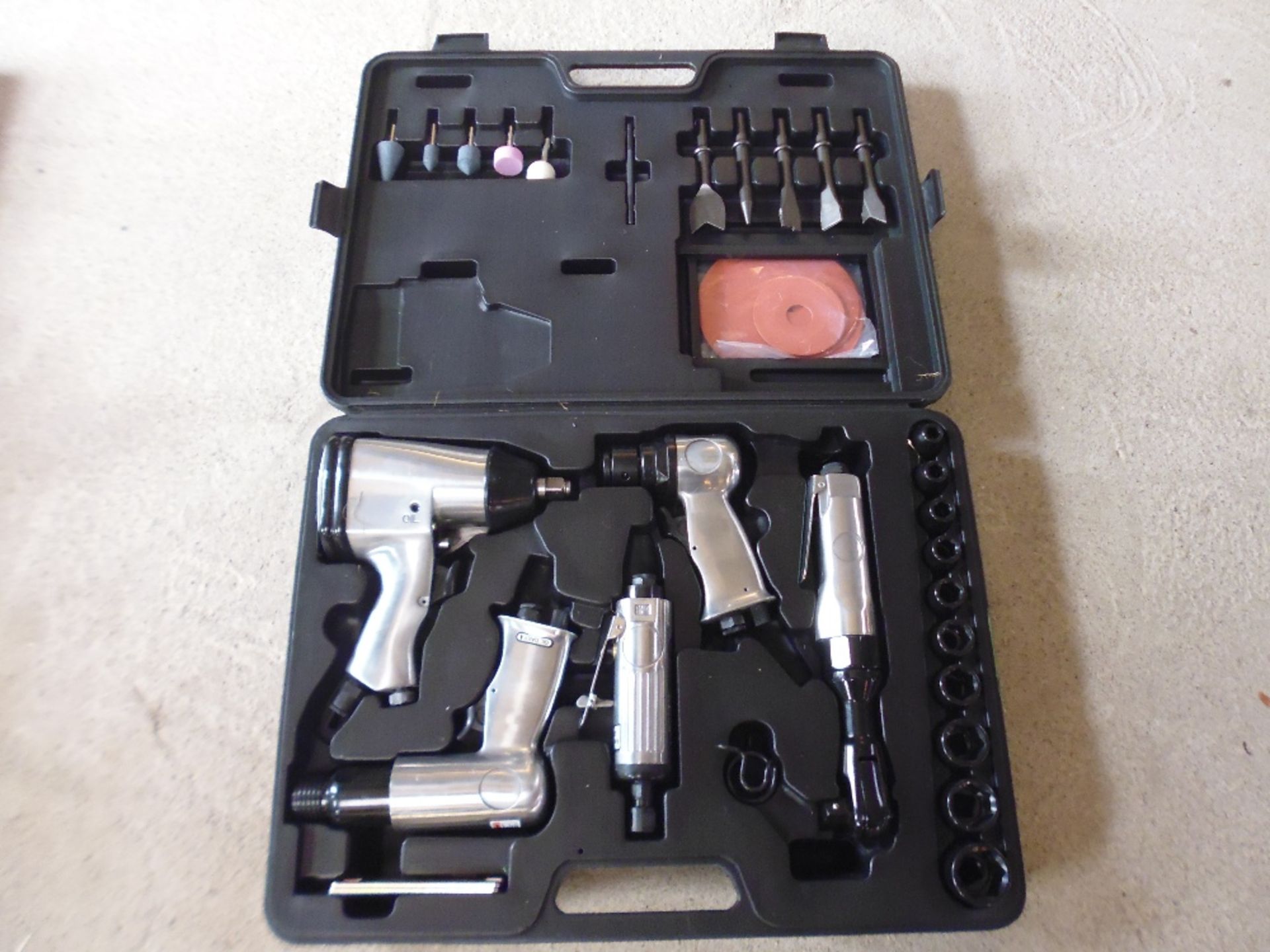 35 piece air tool kit.