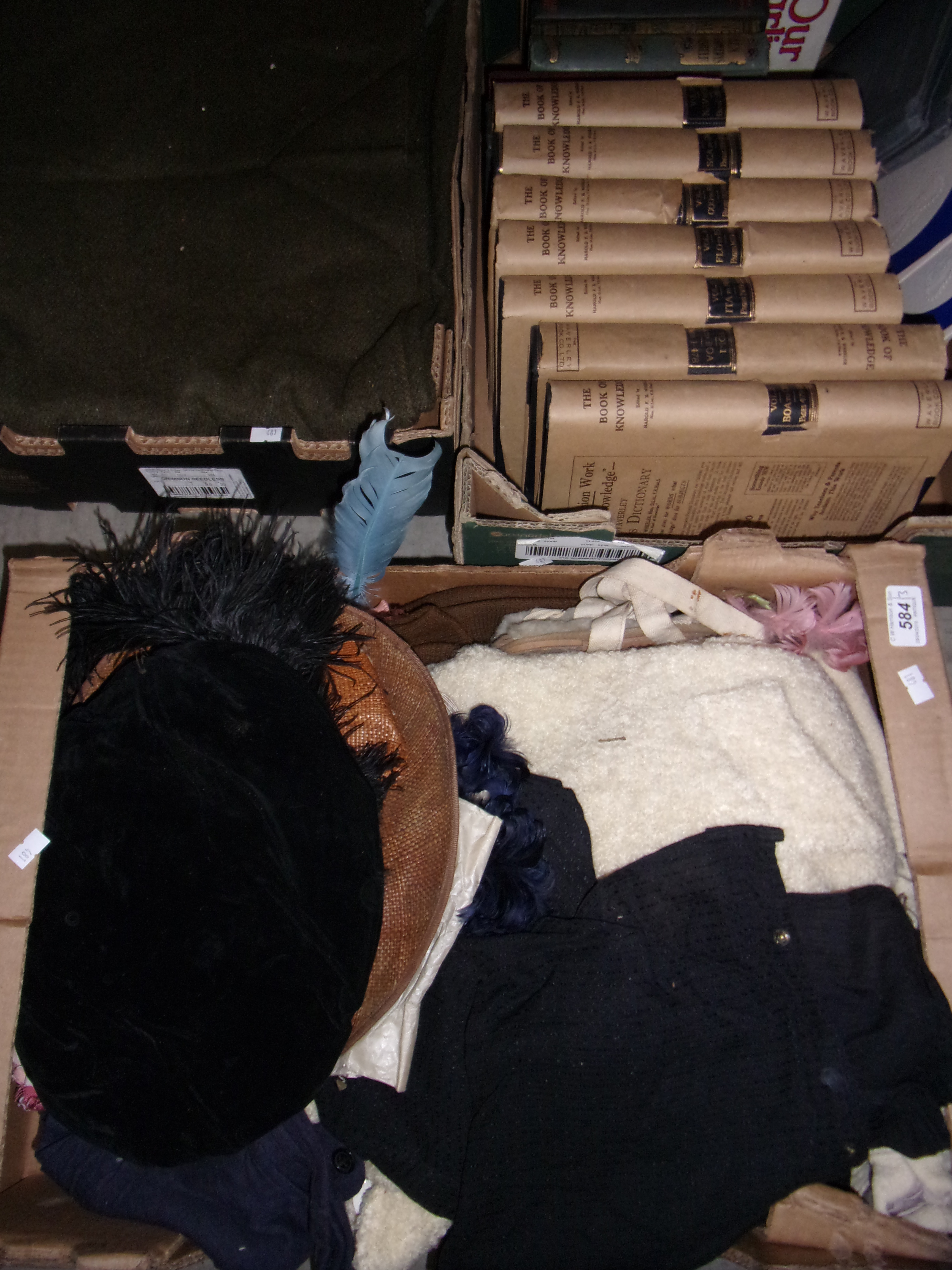 Contents to 3 crates vintage clothing in