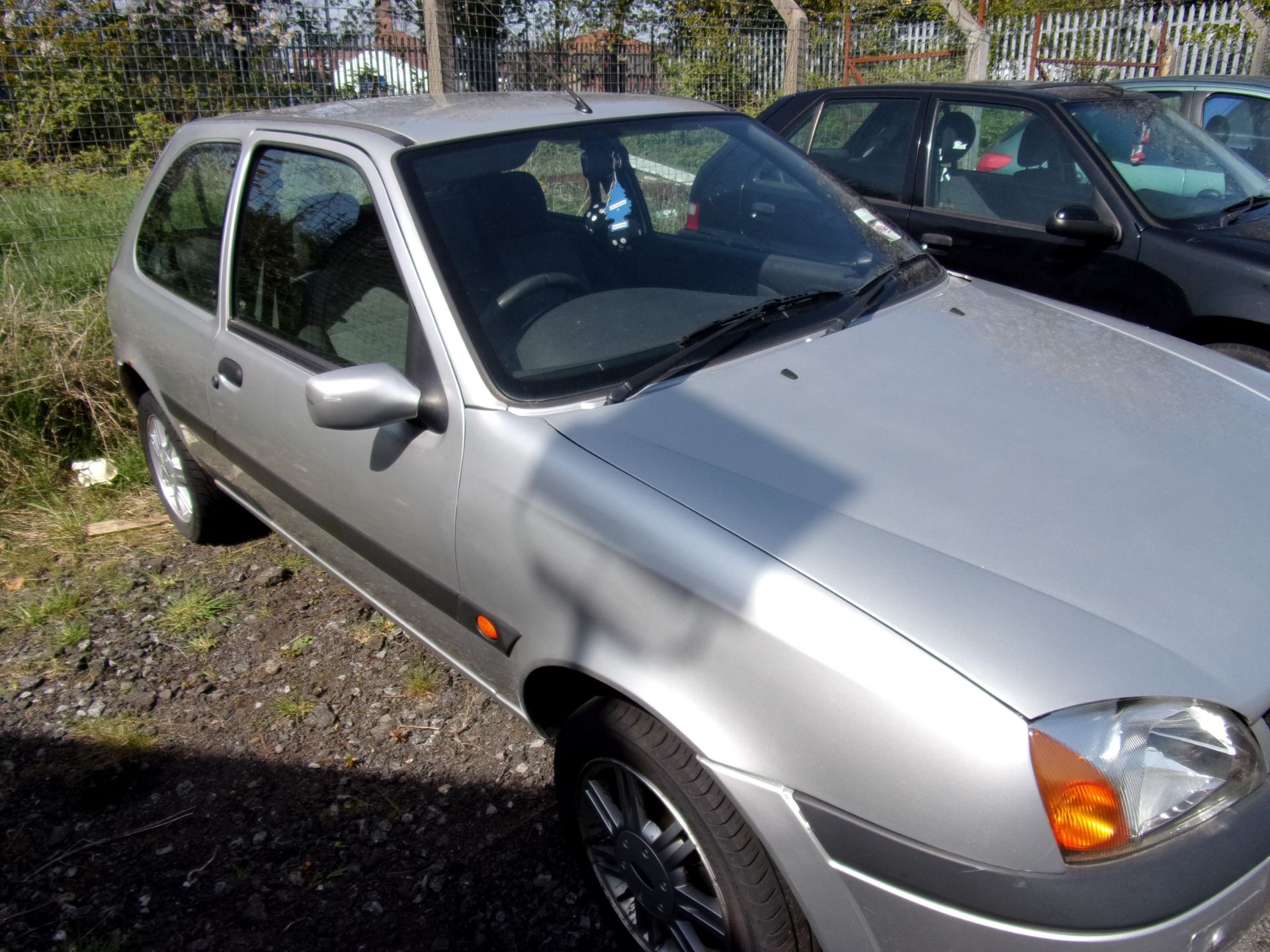 FORD FIESTA ZETEC 1.2L 3 DOOR HATCHBACK - Image 3 of 3