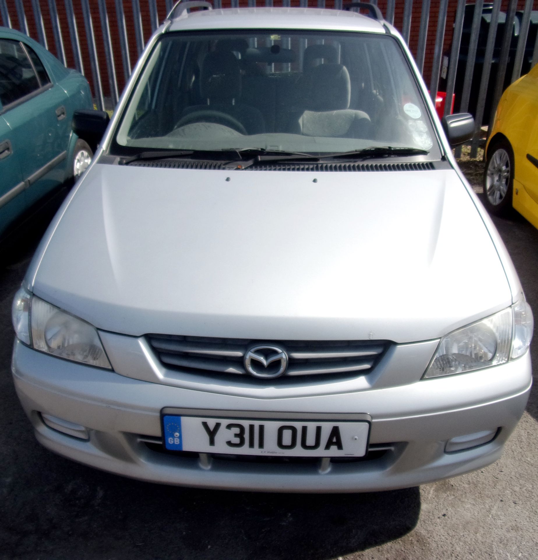 MAZDA DEMIO LXI 1.3L 5 DOOR HATCHBACK -