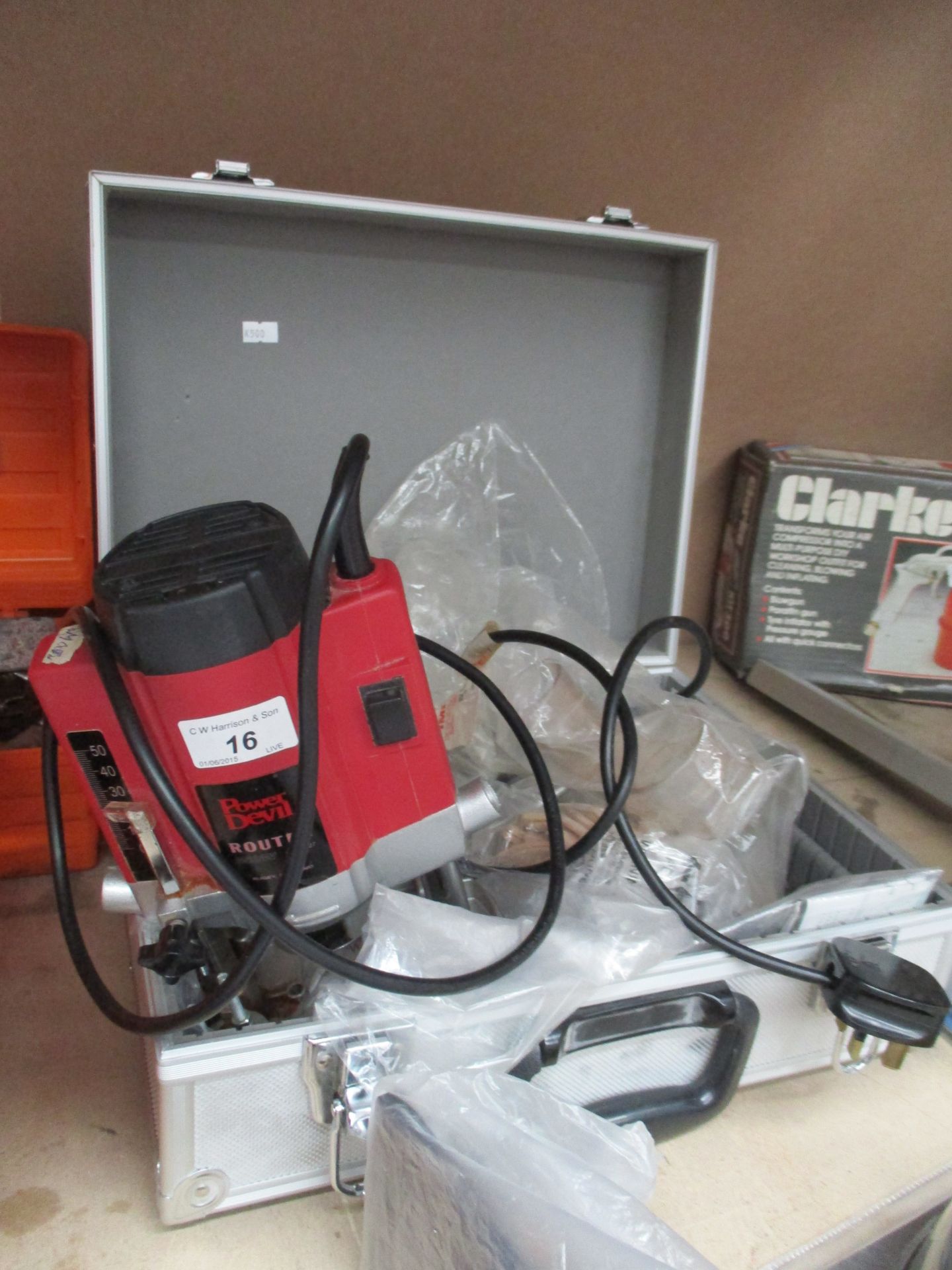 Power Devil 350w PDW5027 router - 240v in aluminium case