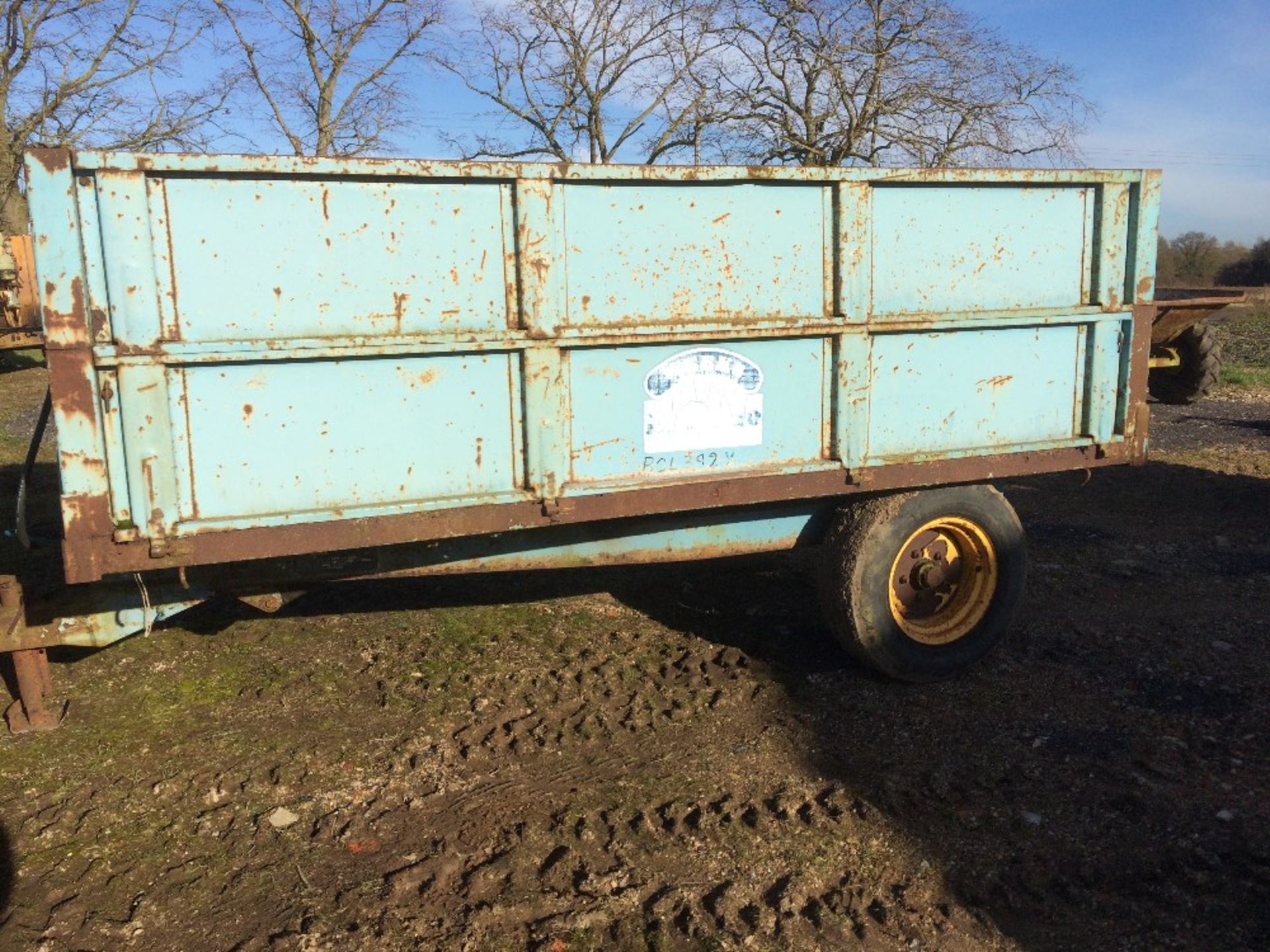 Weeks 4 T tipping trailer, S/N No 107173