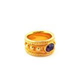 A gilt metal gent's Amethyst set ring, size L