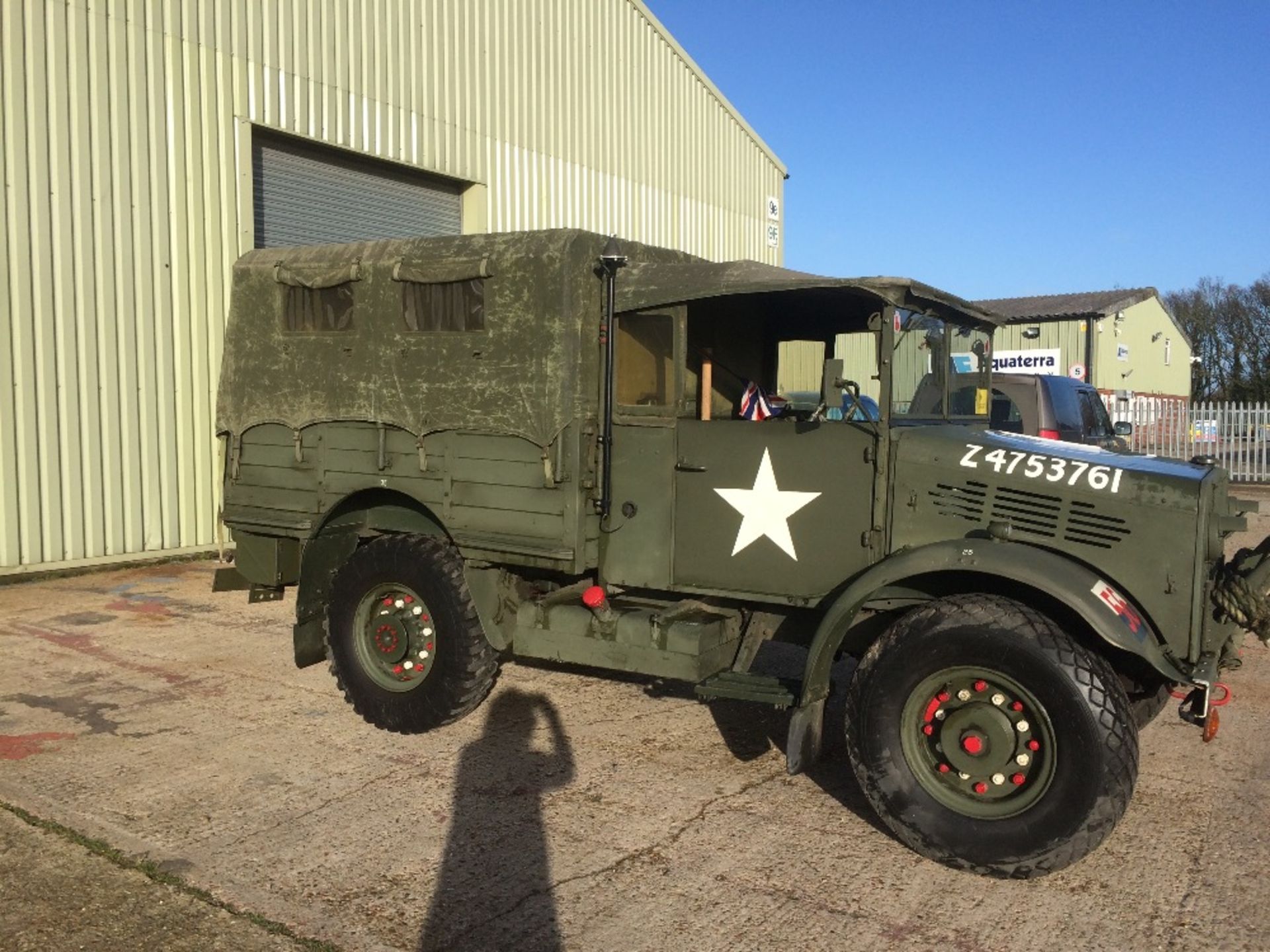 A 1943 Bedford M.W. 15 cwt truck fitted - Image 5 of 19