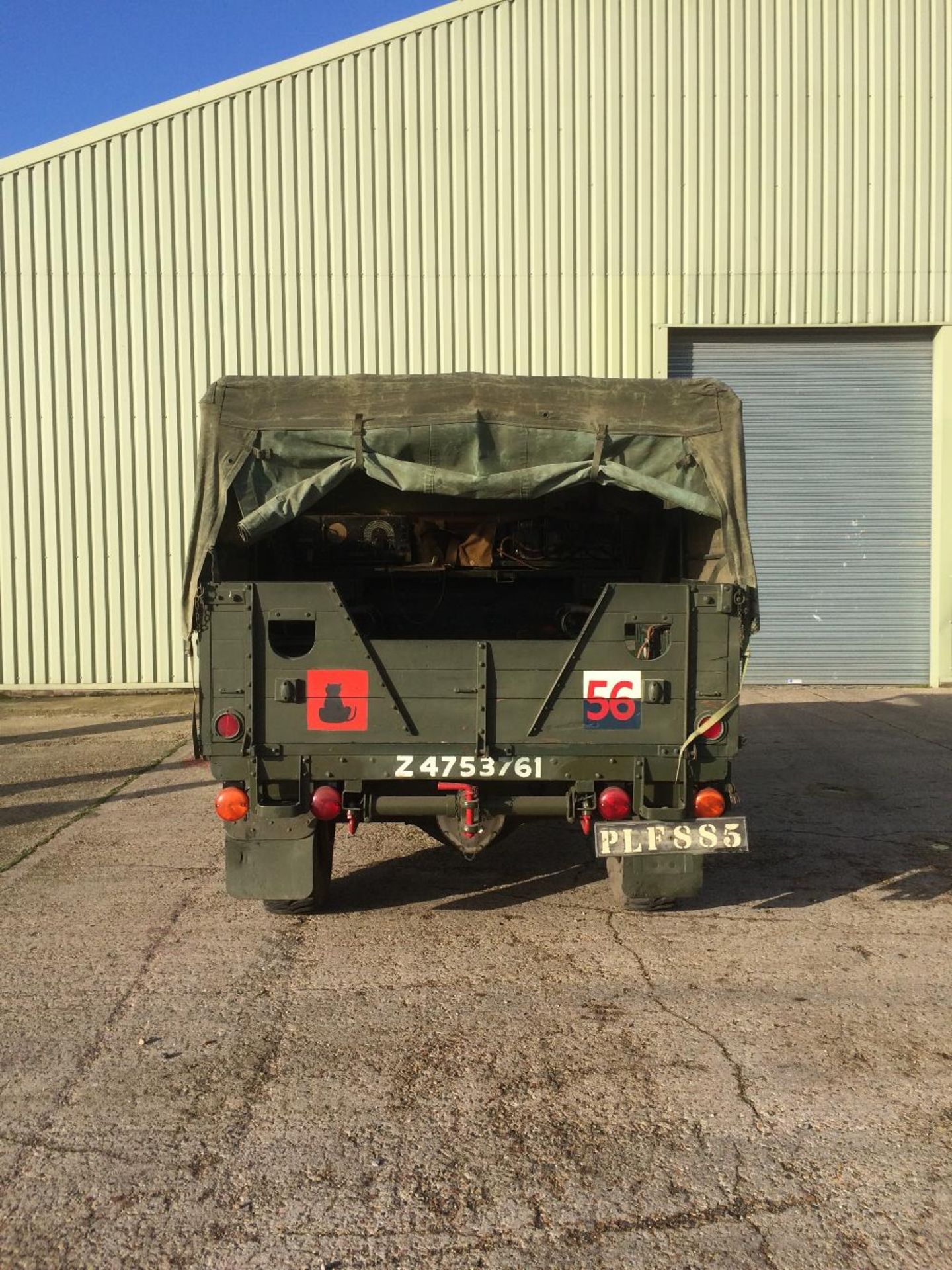 A 1943 Bedford M.W. 15 cwt truck fitted - Image 15 of 19
