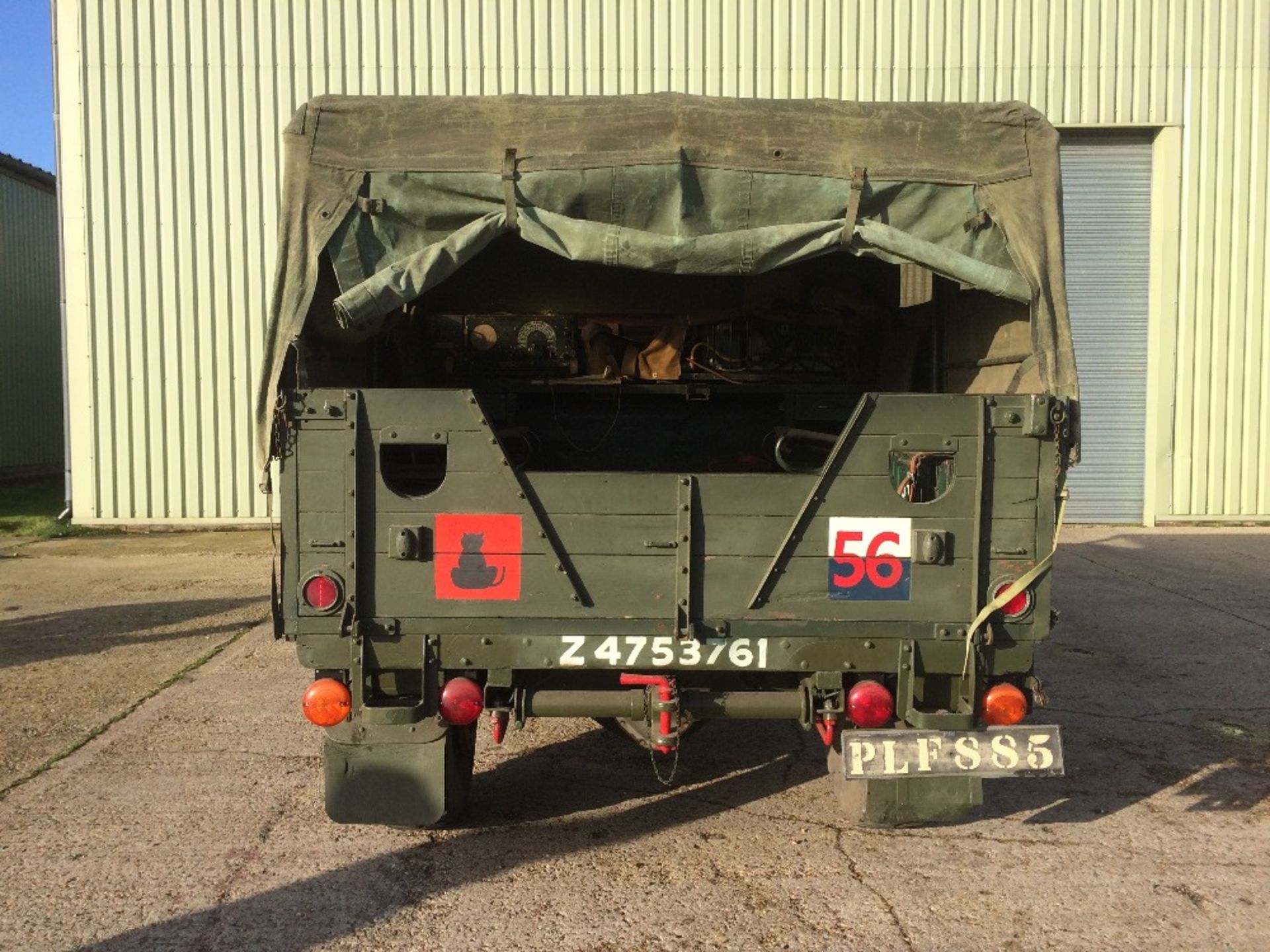 A 1943 Bedford M.W. 15 cwt truck fitted - Image 16 of 19