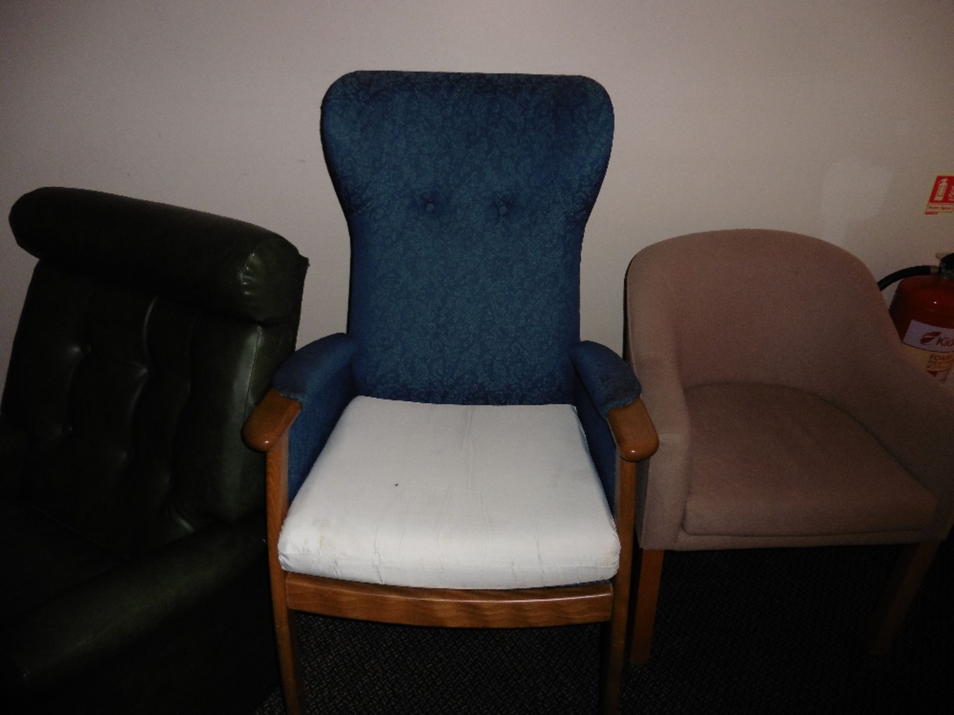 Wing armchairs, quantity 5 - Image 3 of 4