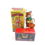 Boxed Louis Marx tin plate mechanical Tiger and Crescent 1303 state coach