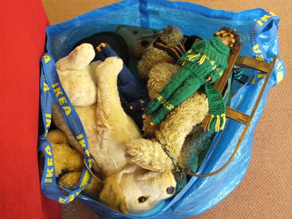 A bag of Teddy bears and dolls etc