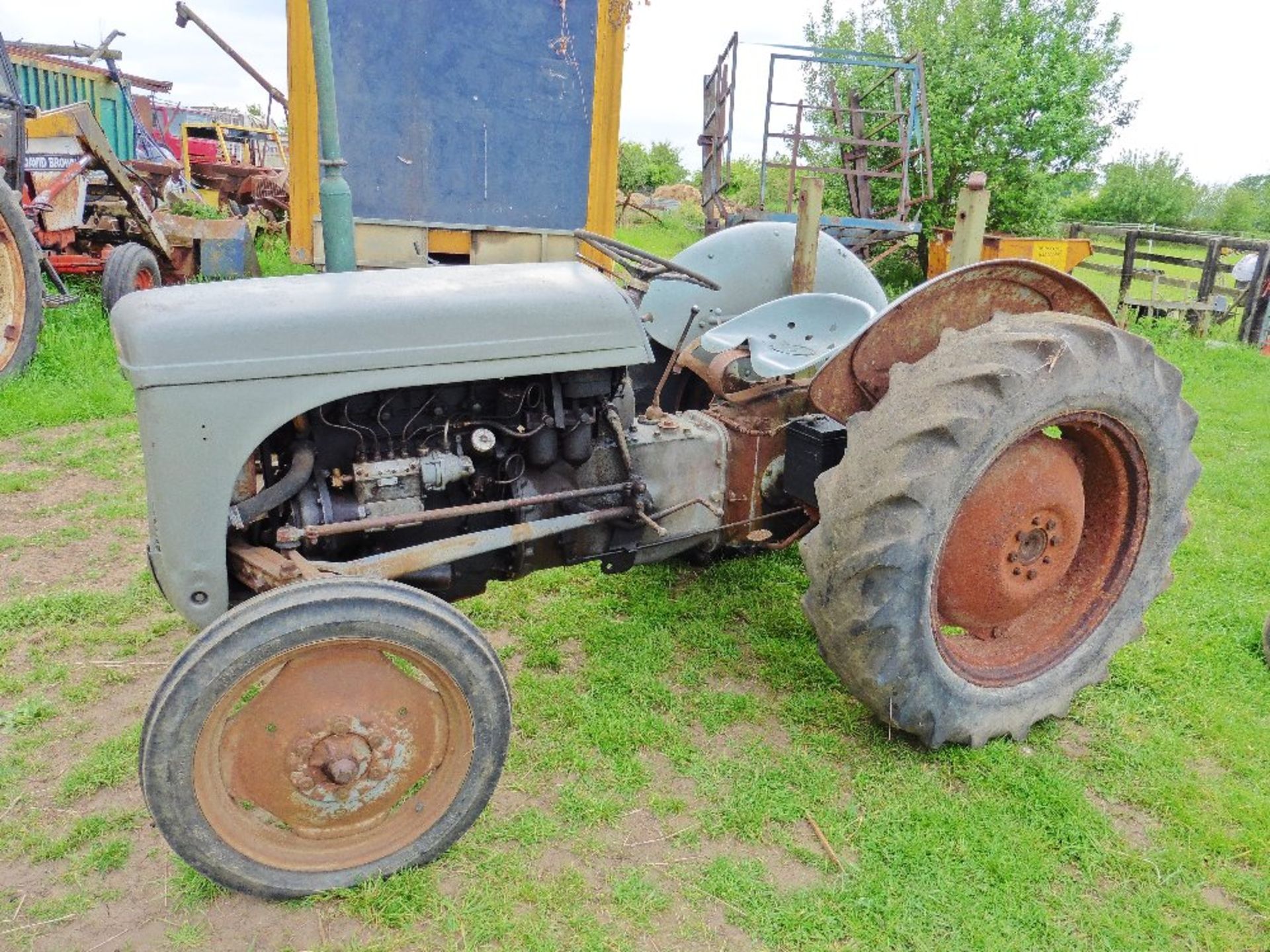 Ferguson TEF 20. 490558. No V5. Fuel pump reconditioned. 

Stored near Bardwell.