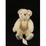 A boxed Steiff white mohair bear 662003