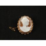 A 9ct Gold cameo brooch