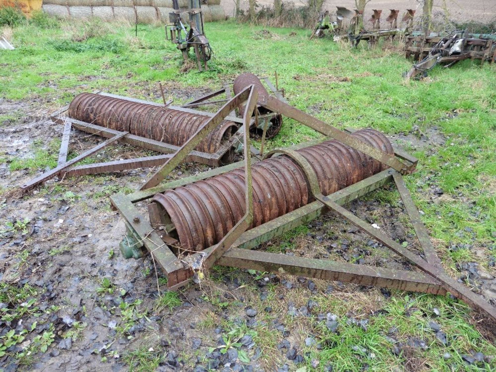 Set of 3 rib rolls 6m.

Stored near Beccles. - Image 3 of 3