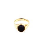 A 9ct Gold Onyx set signet ring,