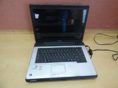 Toshiba Laptop Computer with Windows XP Operating System