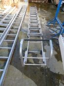 *Aluminium Extending Roofing Ladder