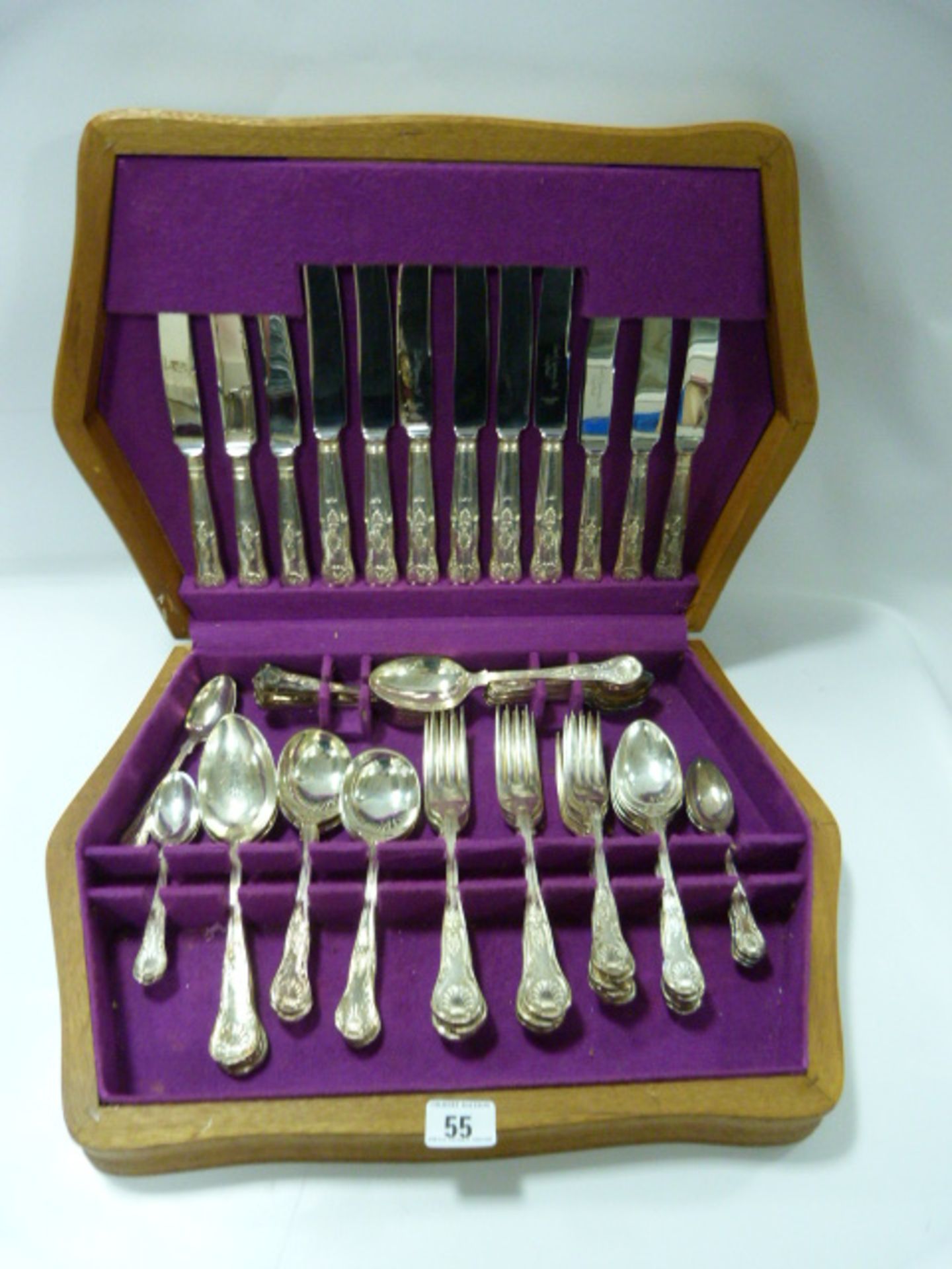 Oak Cased Canteen of Cutlery