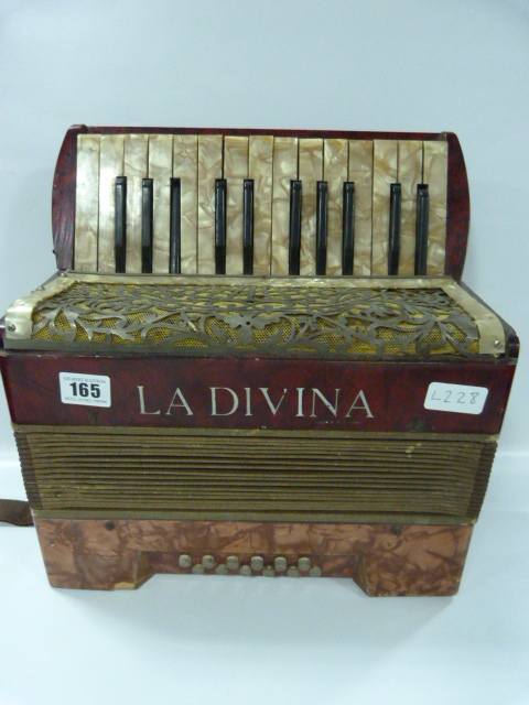 La Divina Accordion - Image 2 of 2