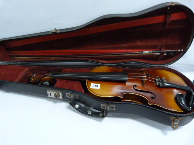 Vintage Violin with Bow in Case - Image 2 of 2