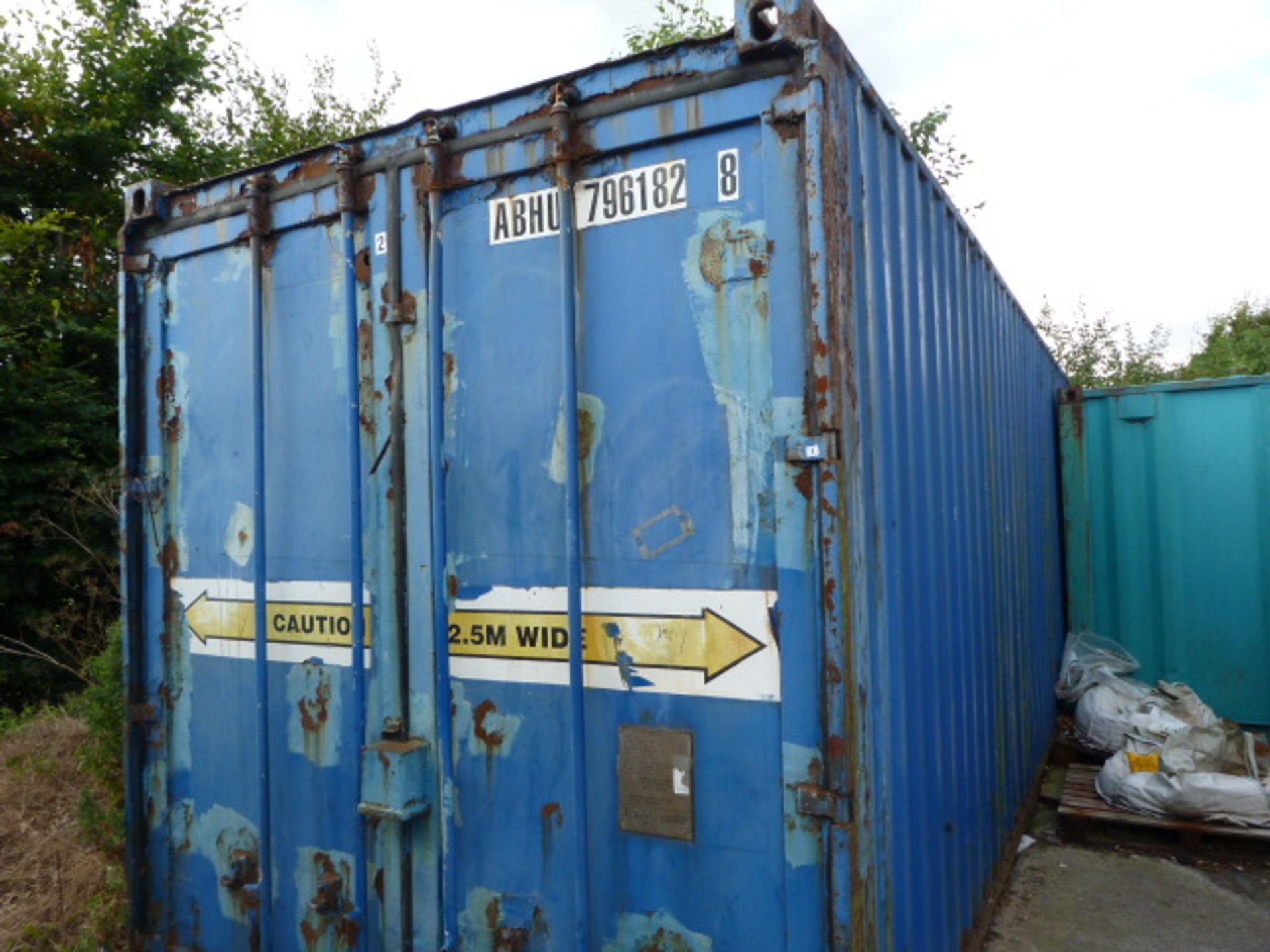 40ft Blue Steel Shipping Container & Racking