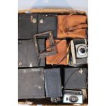 Various cameras, to include boxed cameras, Kodak and others, Leningrad 4 light meter, in leather