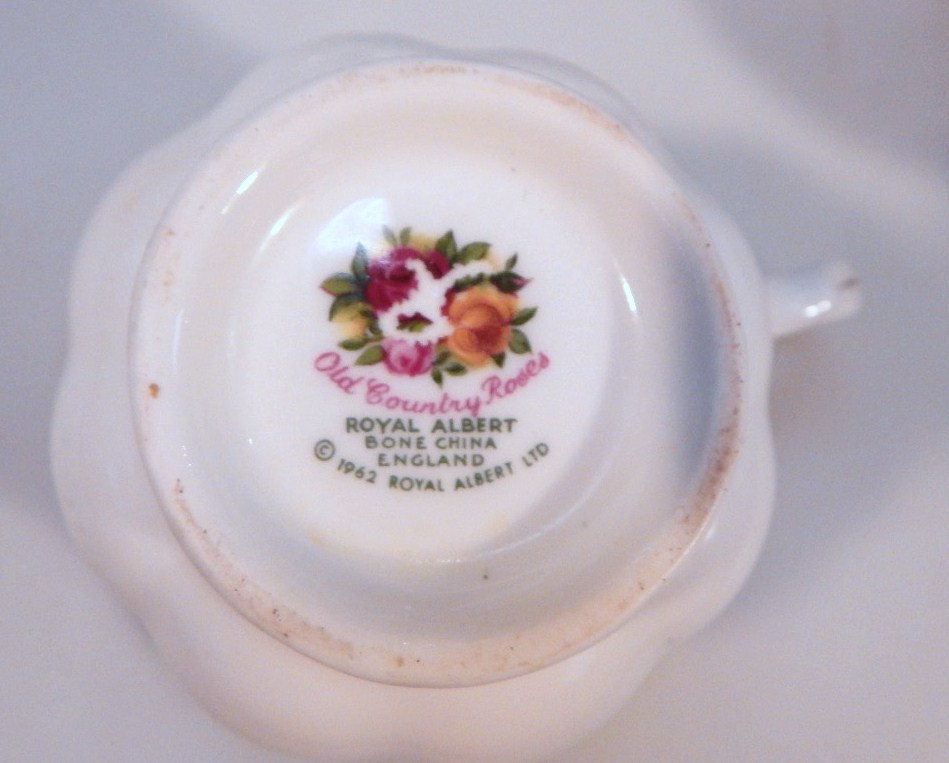 A Royal Albert Old Country Roses part tea service, to include teapot, 15cm high, cups, saucers, - Image 2 of 2